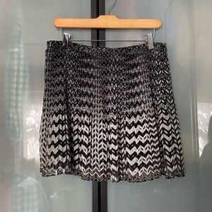 • Madewell • Pleated Mini Skirt Chevron Print 4